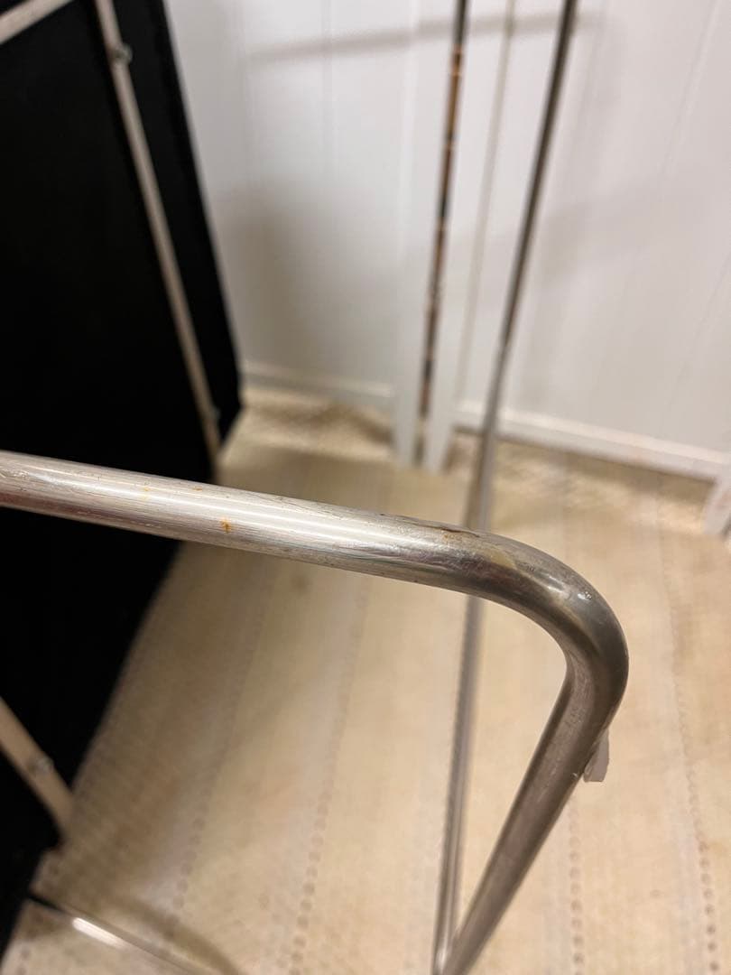 送料込み！オーストラリア Woodmark ラウンジチェア　シングル　モダン