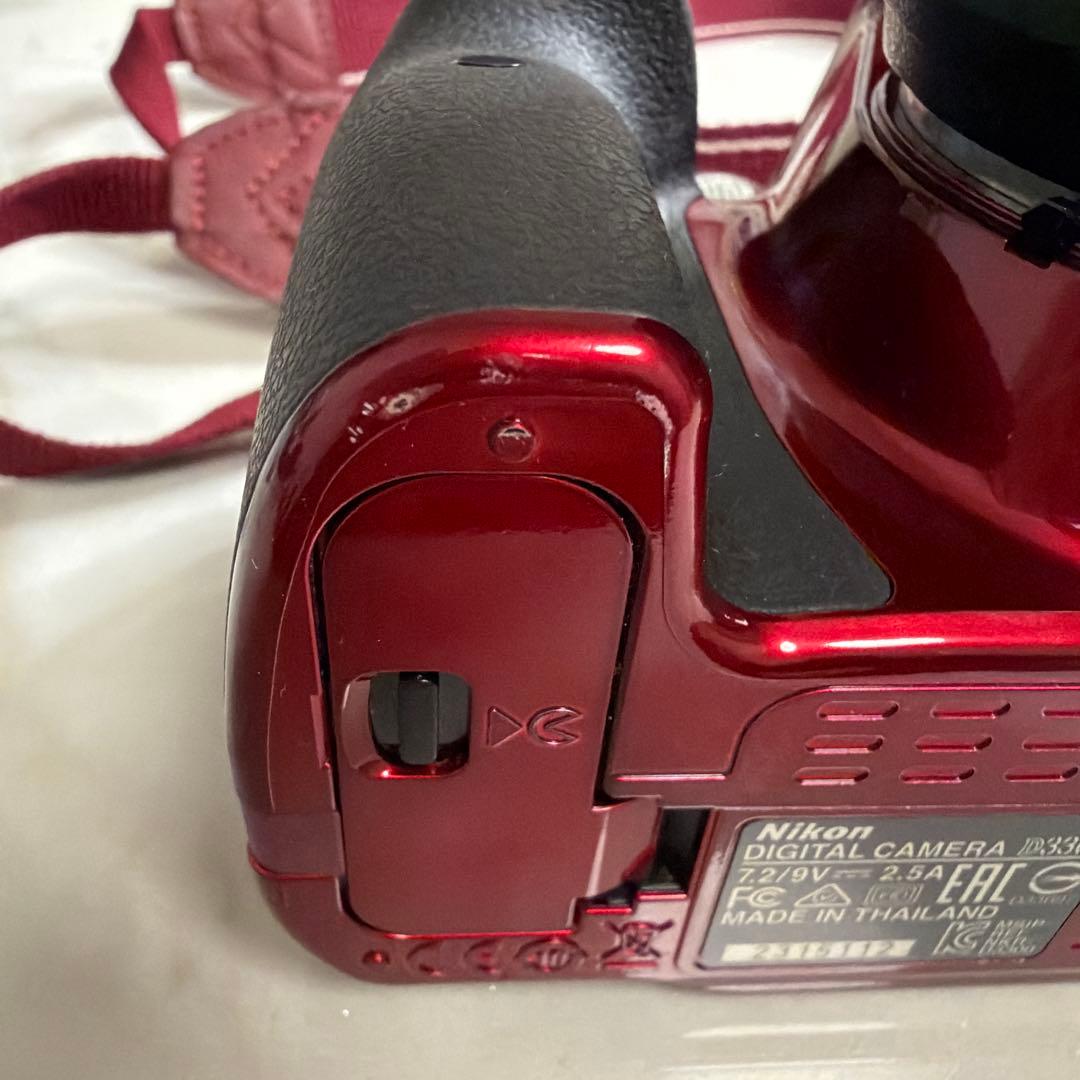 Nikon D3300レッド