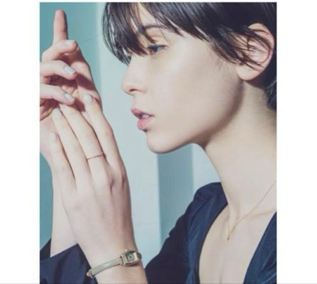 【美品】ete腕時計　トノー 1pダイヤエンボスレザーベルトレディース腕時計