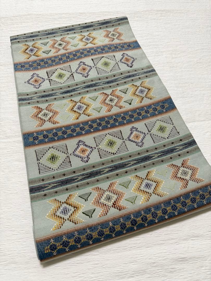 m-52 沖縄県指定無形文化財 読谷山花織 本場琉球 名古屋帯 正絹 極美品