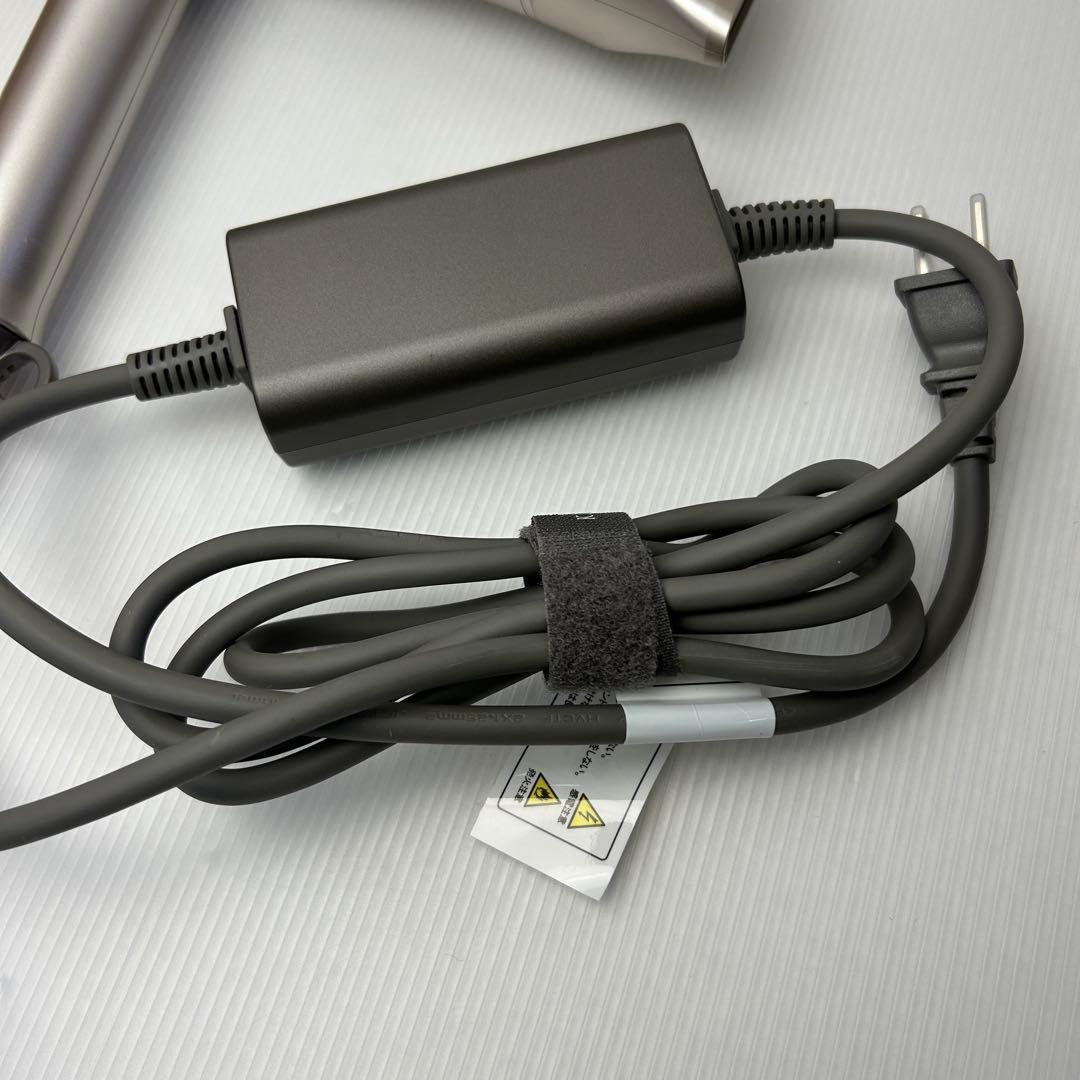 KINUIO ドライヤー HW001｜美品｜速乾＆マイナスイオン｜ヘアケア