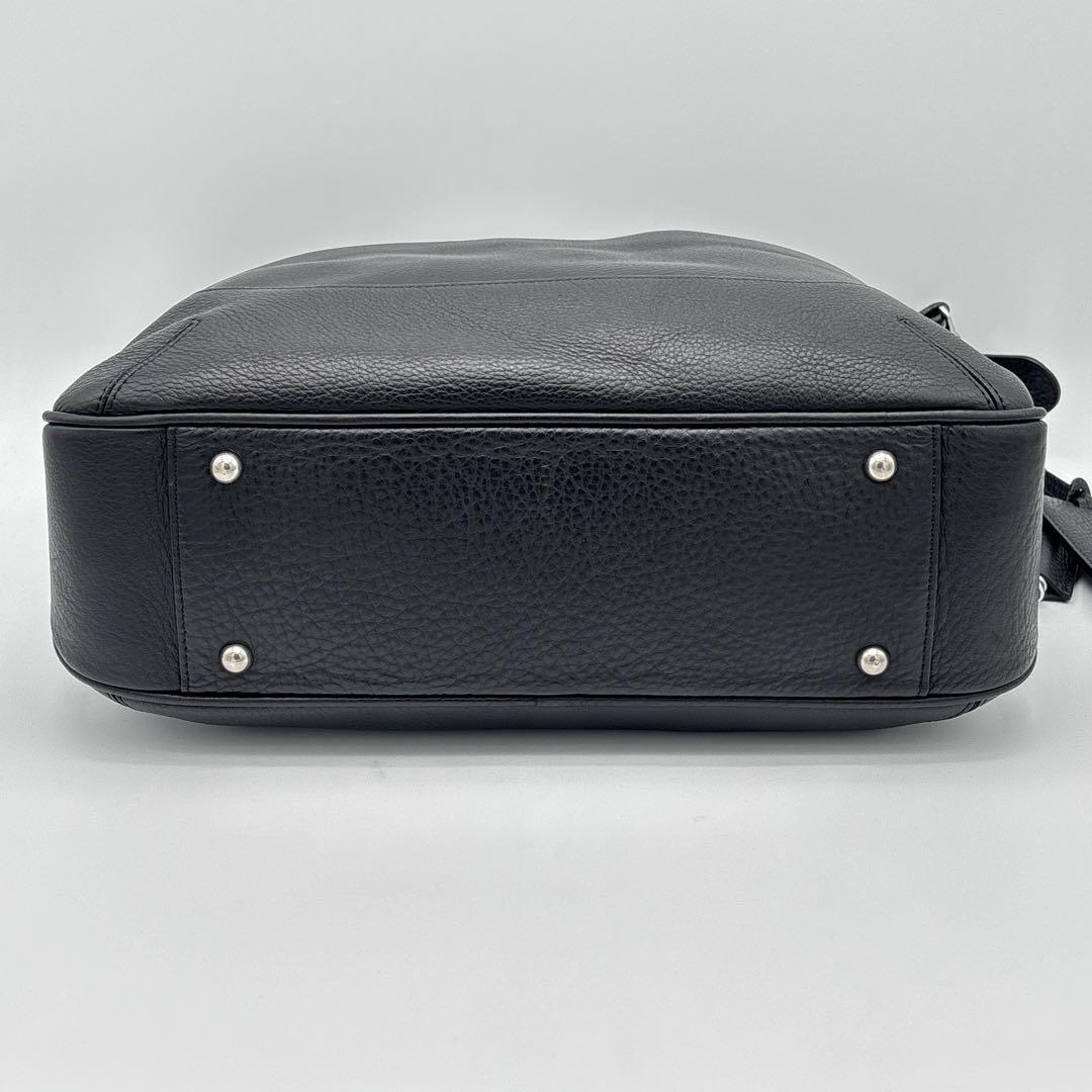 PELLE MORBIDA ワンショルダーバッグ レザー A4収納可 肩掛け