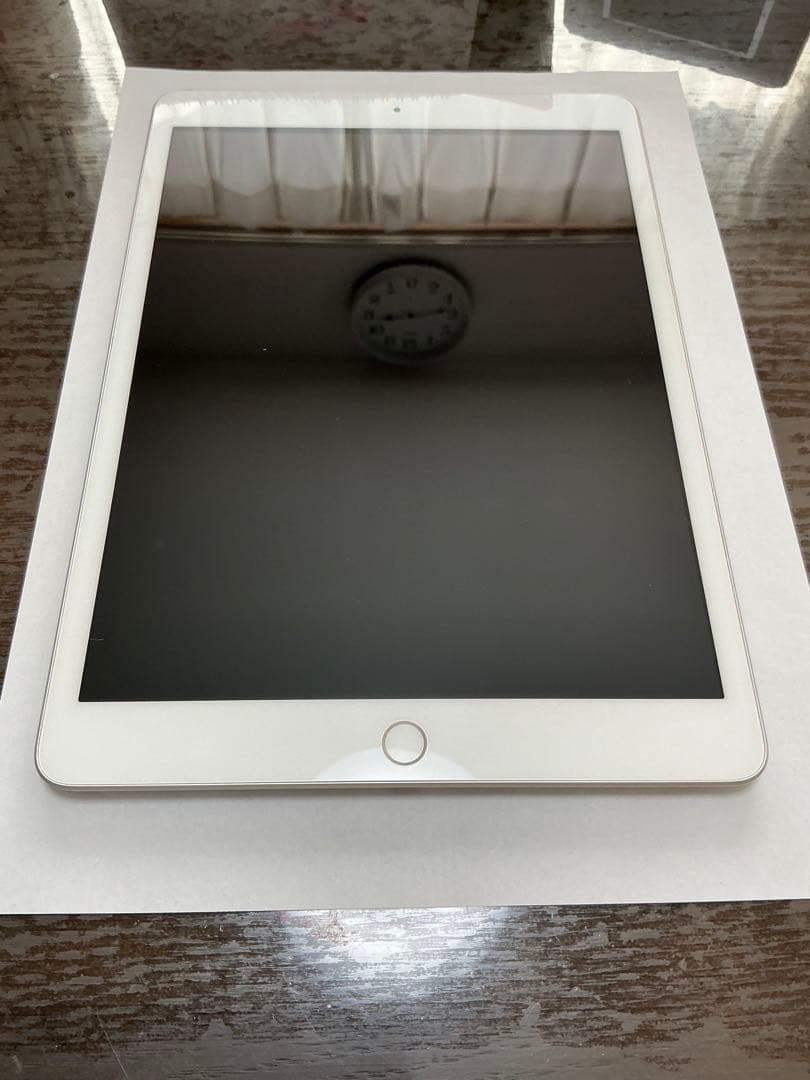 【極美品】iPad (第7世代) 128GB バッテリー95パーセントWifi