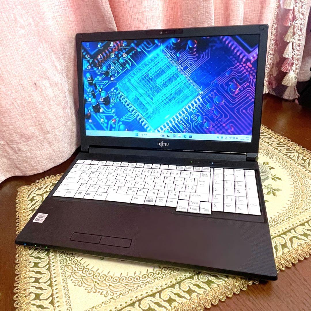 極美品⭐︎第10世代Corei5⭐︎SSD⭐︎カメラ⭐︎ノートパソコン オフィス付き