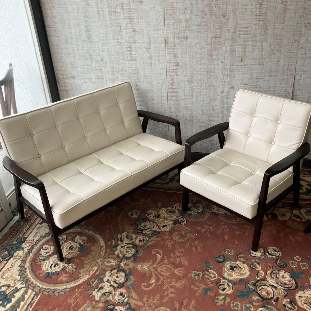 北欧レトロ 木製フレーム アームチェア 一人掛けソファー ロビーチェア ホワイト