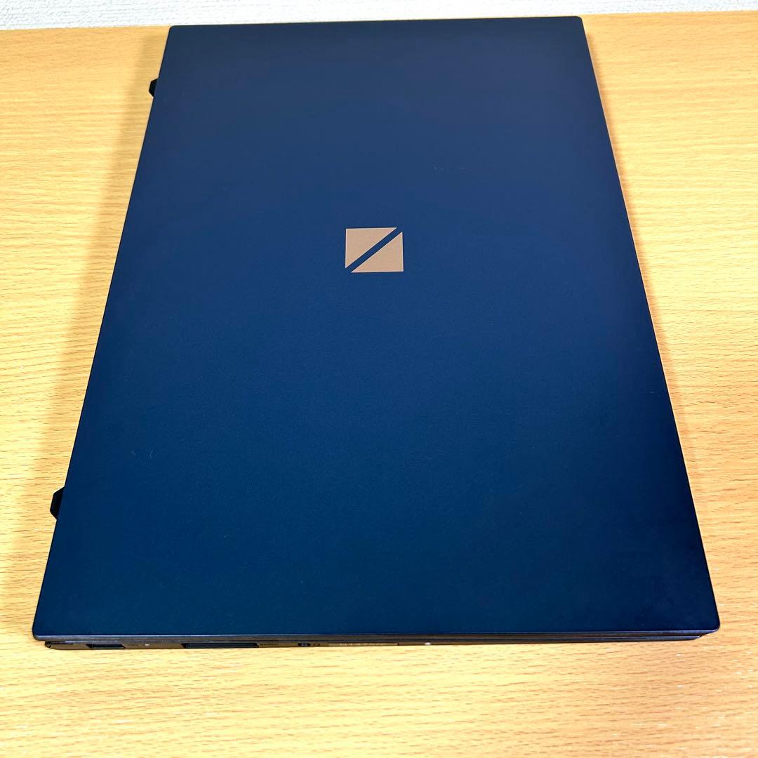 美品 NEC Lavie N1475/C PC-N1475CAL i7 14型