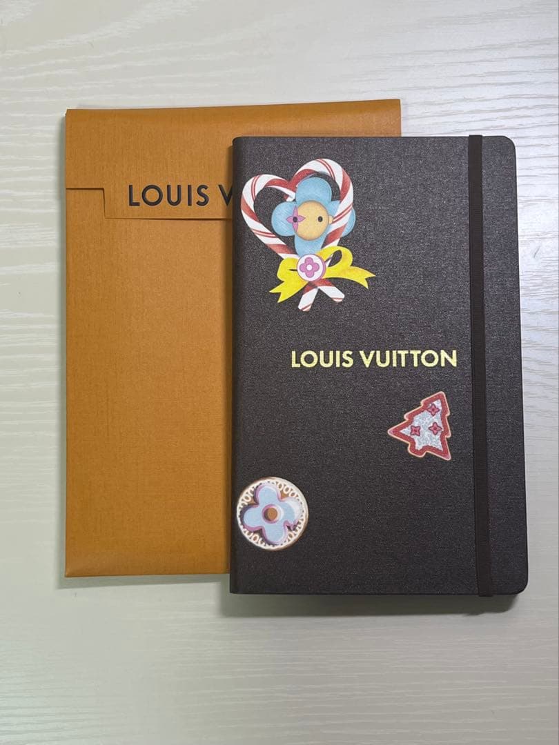 LOUIS VUITTON ノート