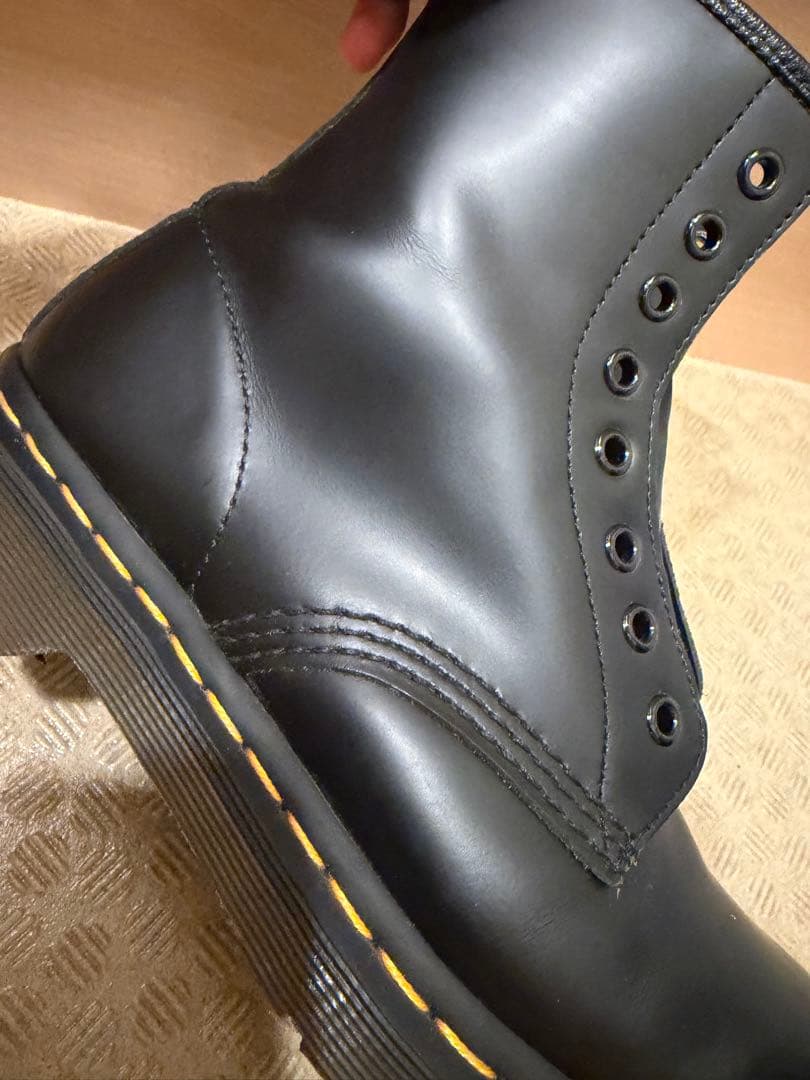R*o様 24cm Dr. Martens ドクターマーチン8ホール　イエロース