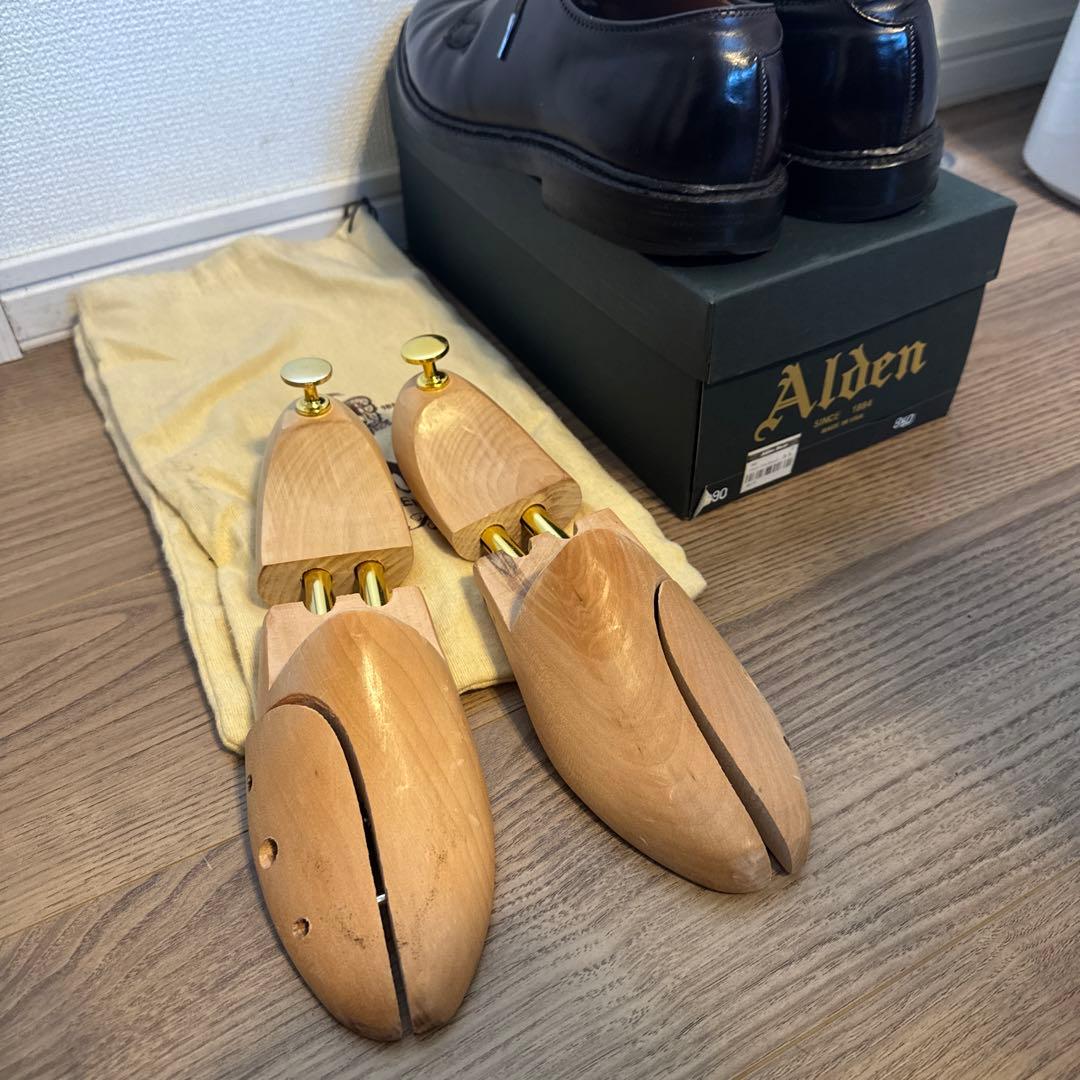 【美品】Alden 990 コードバン 8 1/2D 箱保存袋付き　シューツリー
