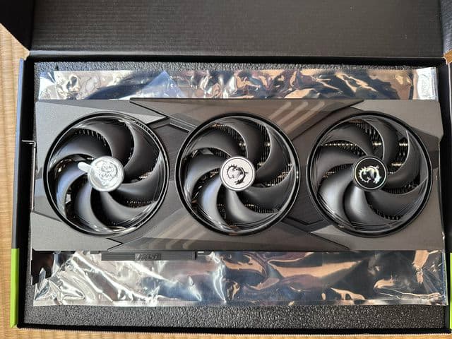 MSI GeForce RTX 5080 Gaming Trio OC 正規品