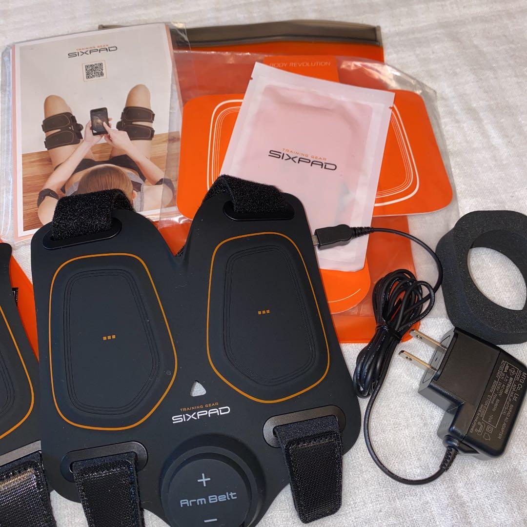 正規品　SIXPAD Arm belt 【ジェルシート 6箱無料プレゼント 】