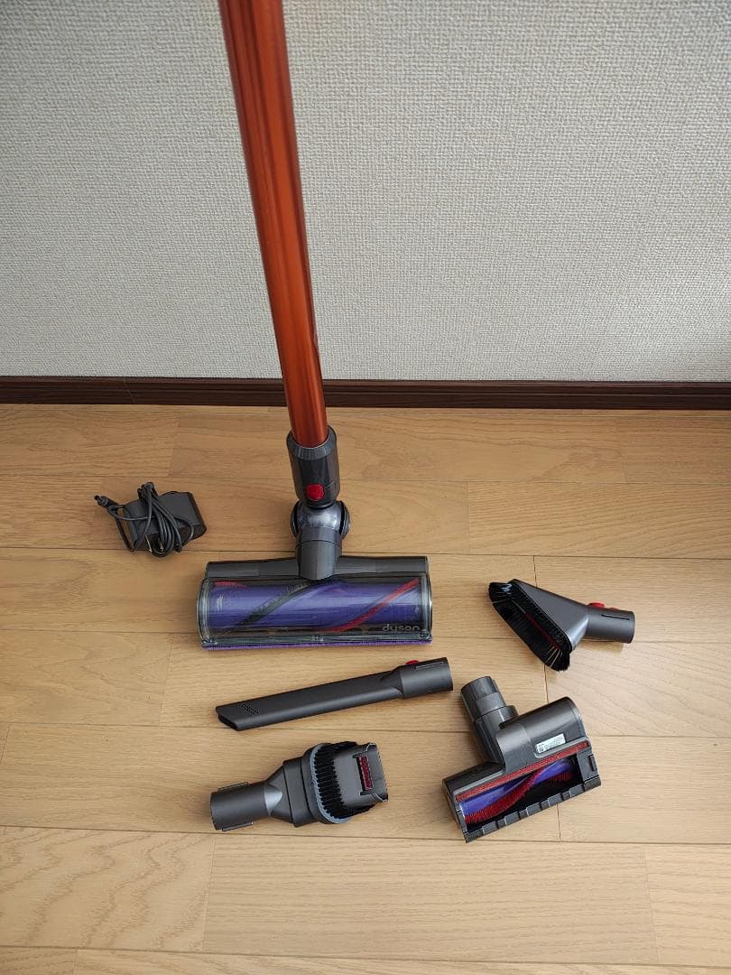 ダイソン★コードレス掃除機★V8★ＳV10★バッテリー新品と大差なし★1