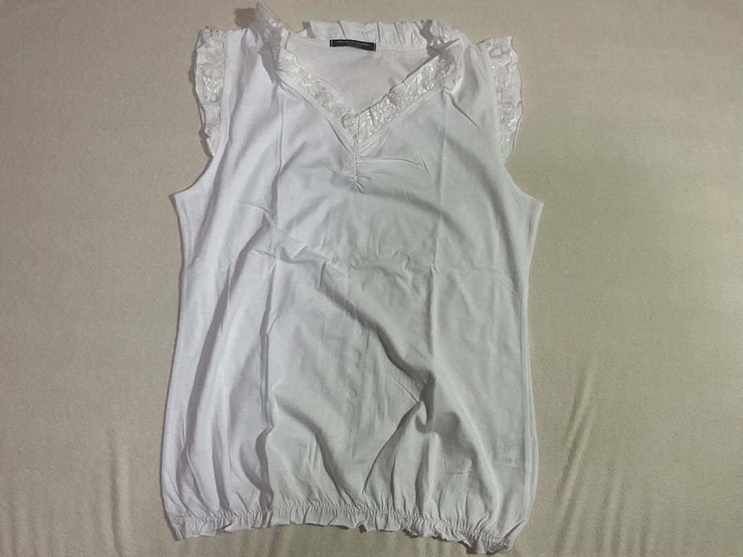 ブランド夏物トップス　まとめ売り24枚　キャミソール、タンクトップなど