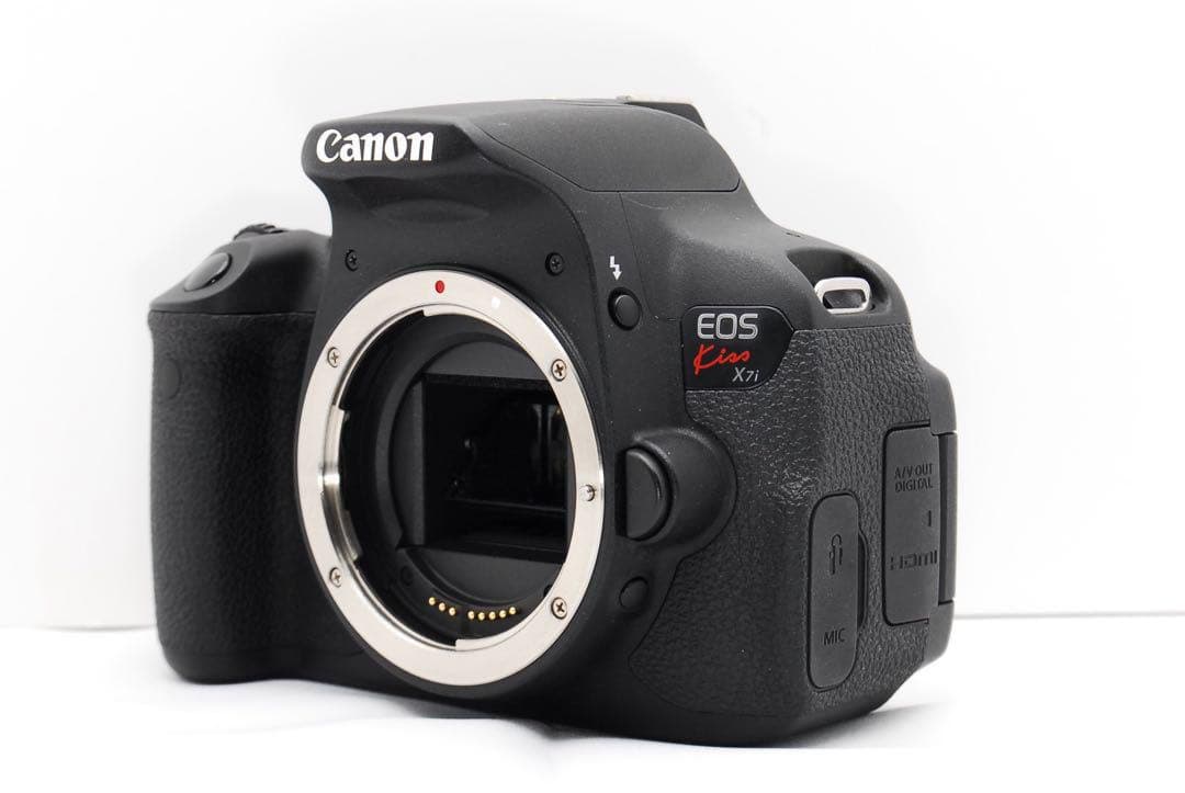 Canon X7i♥️Canon純正付属品多数◎初めての一眼にぴったり♪