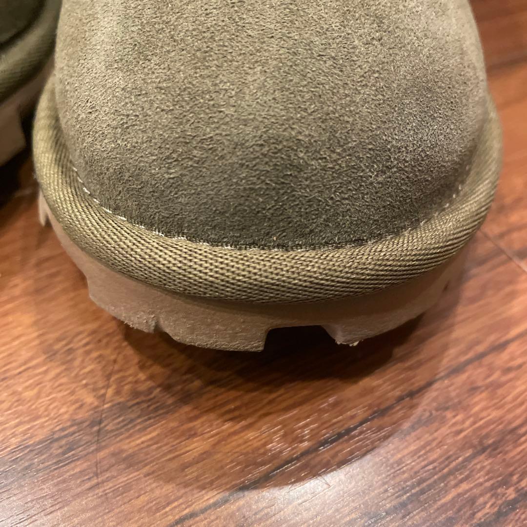 新品未使用　UGG カーキ　箱無し　ショートブーツ