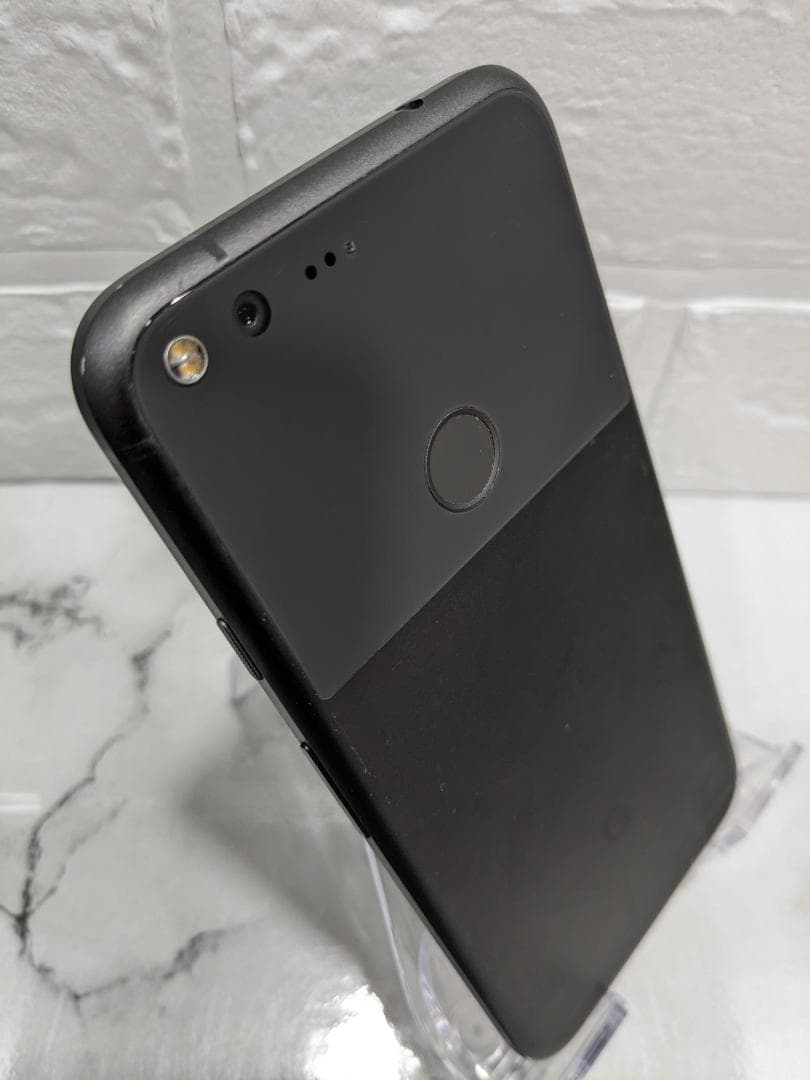03【黒】★特価★Google Pixel XL初代 128GB（日本未発売）