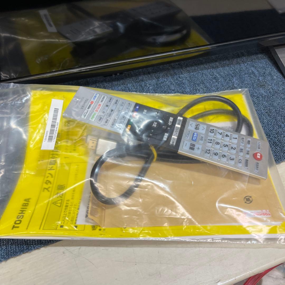 TOSHIBA 液晶テレビ REGZA 32V34 2023年製