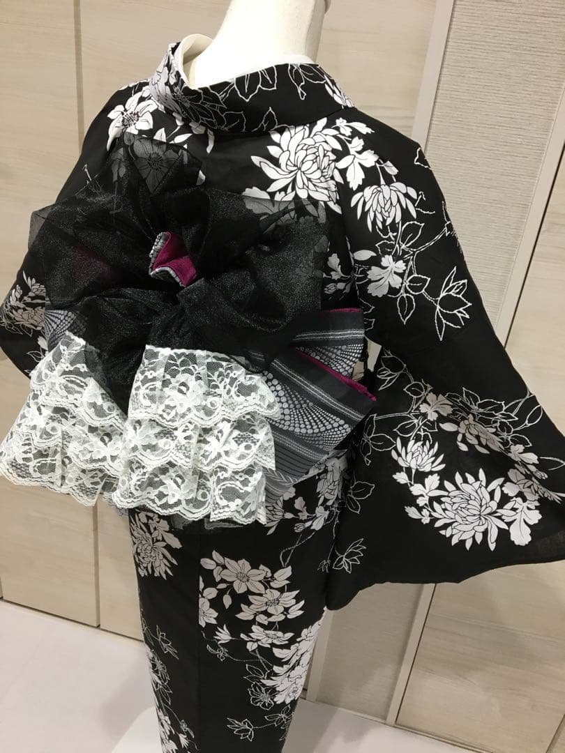 小粋【浴衣2点セット】新品❗️牡丹・菊　黒色