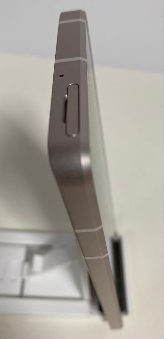 【美品】AQUOS sense 8 128GB docomo SIMフリー