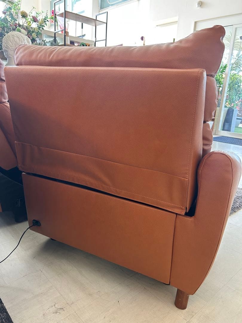 本革レザー 電動リクライニング2人掛けソファ　ヤマダデンキ×IDC大塚家具