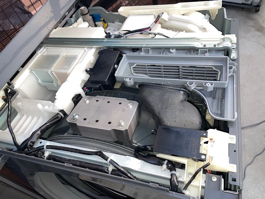 極美品❗️黒のキューブル 24年製パナソニックドラム式洗濯乾燥機NA-VG2800