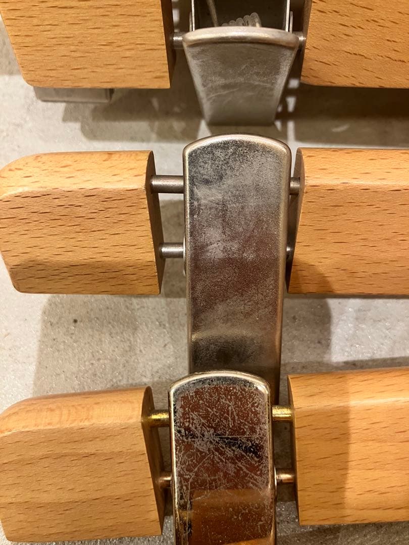 木製　ハンガーまとめて41本　パンツ、トップス用　　つやなし高級感あり＆つやあり