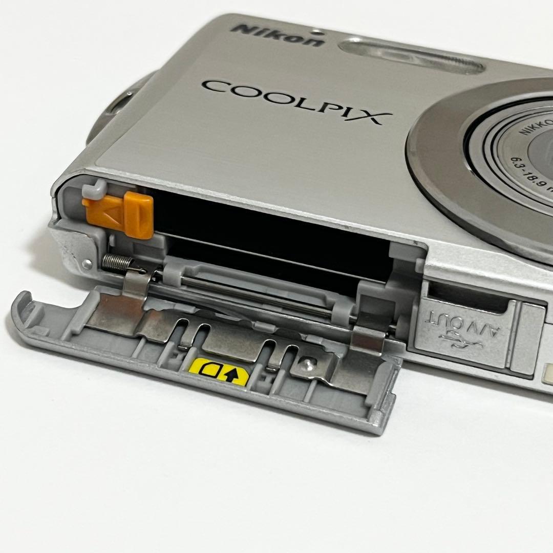 Nikon COOLPIX S210 ニコン デジカメ コンデジ