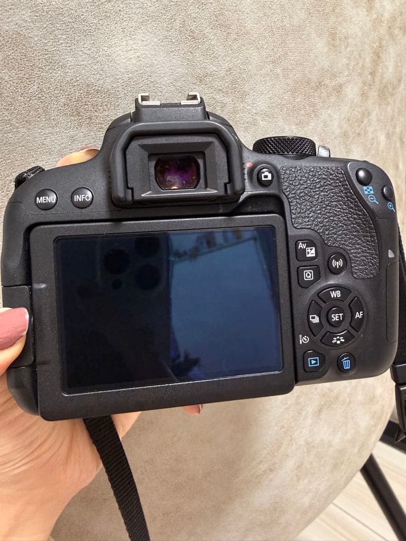 美品 Canon EOS Kiss X9i ダブルズームキット