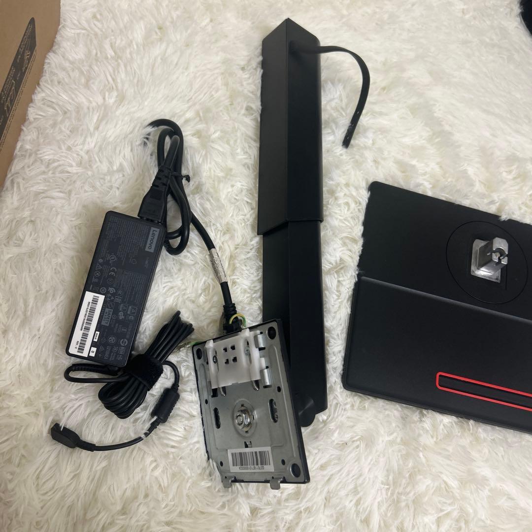 【美品】ThinkCentre Tiny-in-One 24 Gen 5 モニタ
