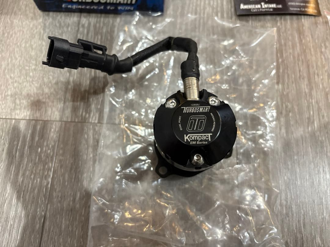 Turbosmart ターボスマート JL 2.0ターボ車 ブローオフバルブ