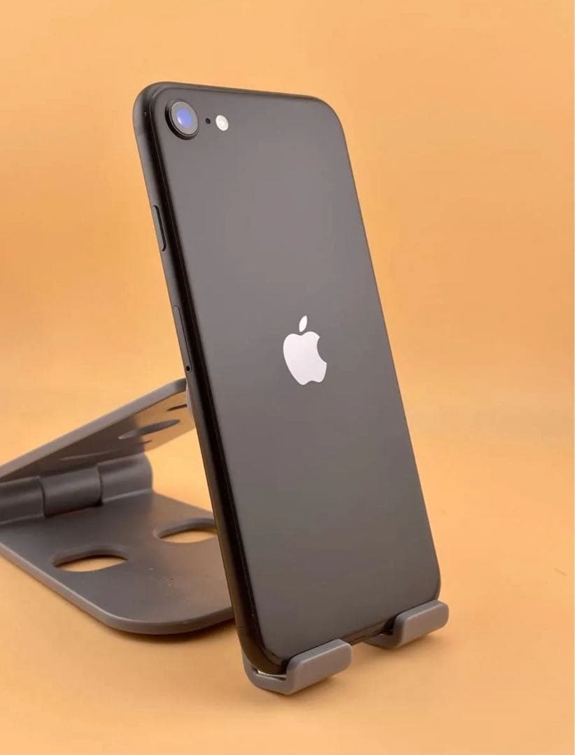 iPhone SE 2 第2世代 64GB ブラック バッテリー100％