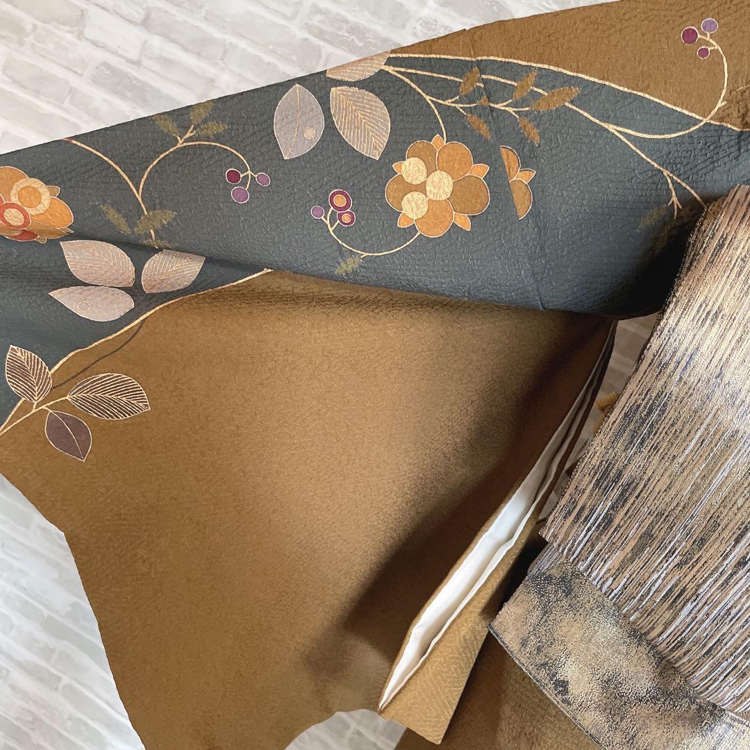 訪問着　フルセット　鳥　猫　鼠　旬　落款　可愛らしい　金駒刺繍　Q4