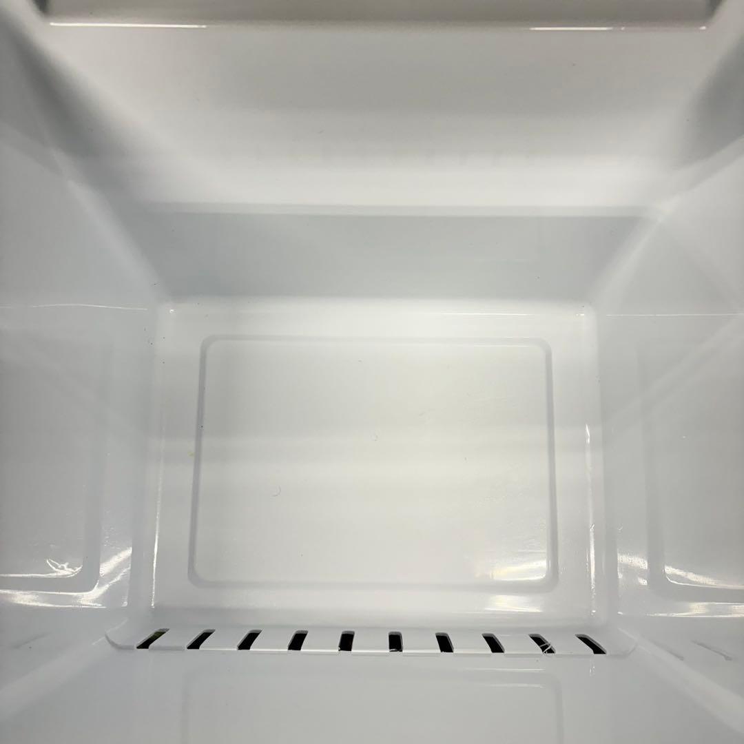 941 冷蔵庫　小型　一人暮らし　保証込　右開き　木目調　洗濯機も有　200L弱