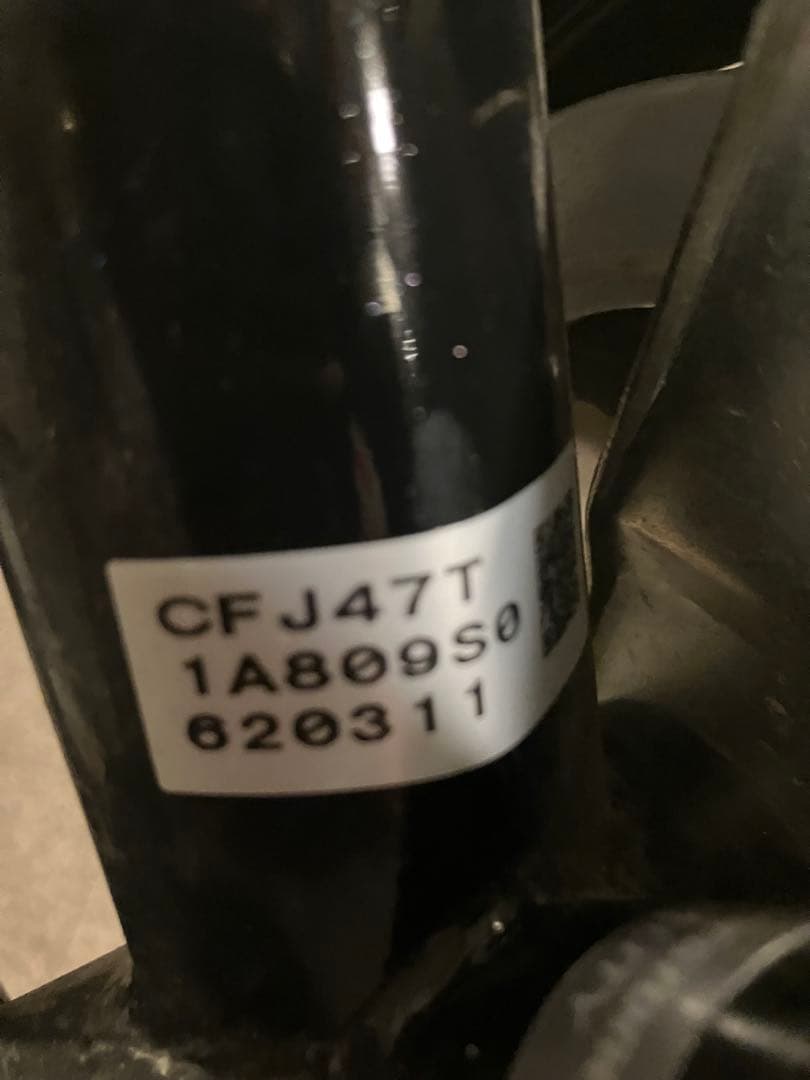 BRIDGESTONE クロスファイヤー　ジュニア 点灯虫CFJ47T キッズ黒