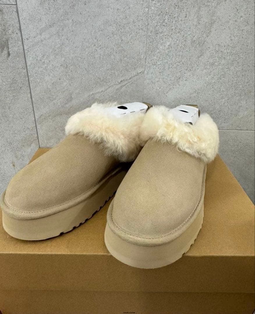 新品✨UGG Tazzelle タゼル　Mustard Seed 23センチ