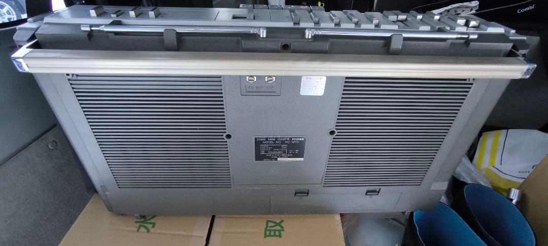 VICTOR　RC-M70　ラジオのみ確認　整備　メンテナンス前提　中古品　蔵出