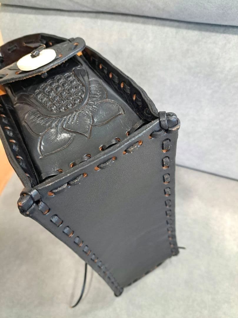 グレースコンチネンタル カービングトライブス マエストラS