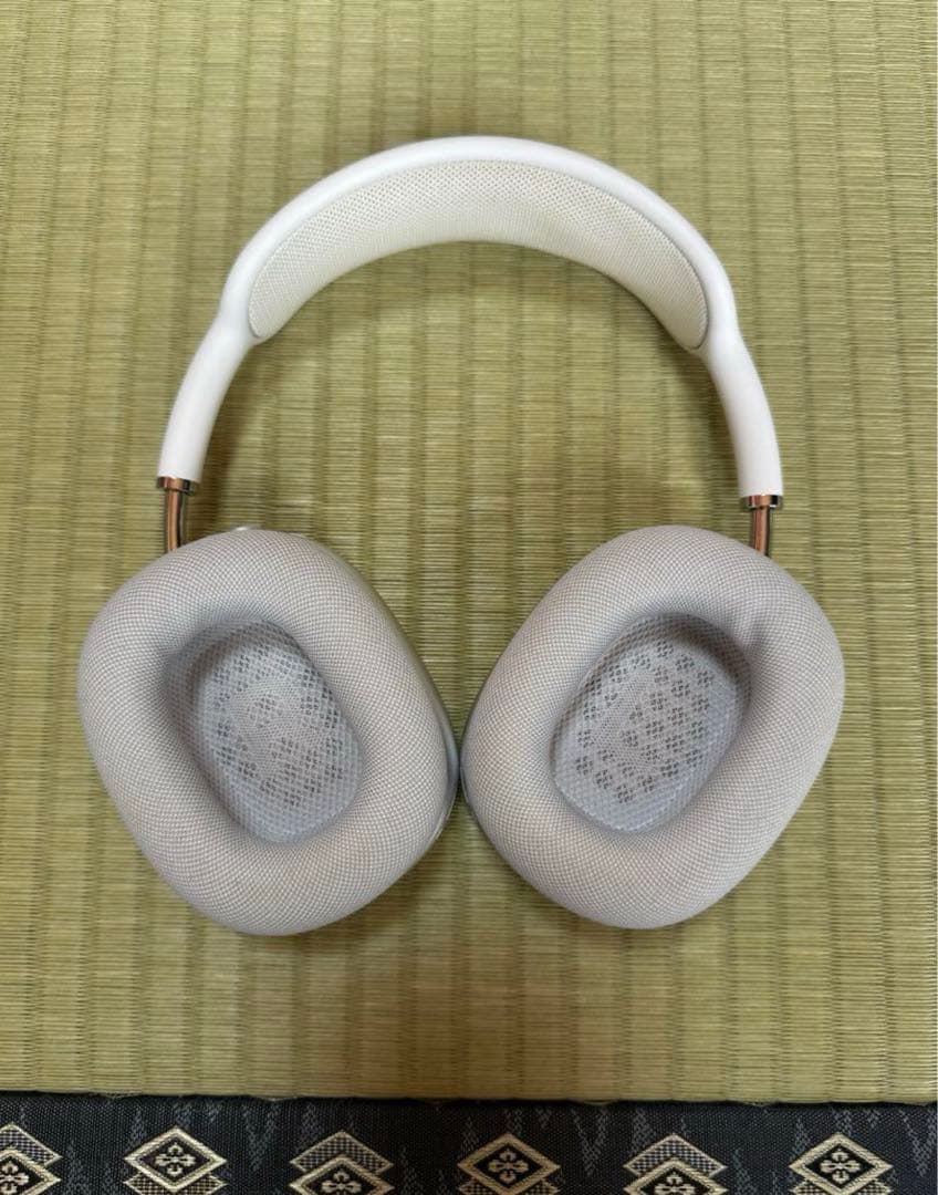 AirPods MAX シルバー