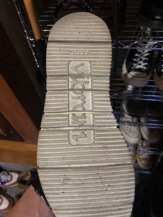 h?katsukawa チロリアンシューズ ビブラムソール