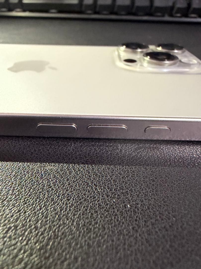 iPhone 16 Pro Max 256GB ナチュラルチタニウムSIMフリー