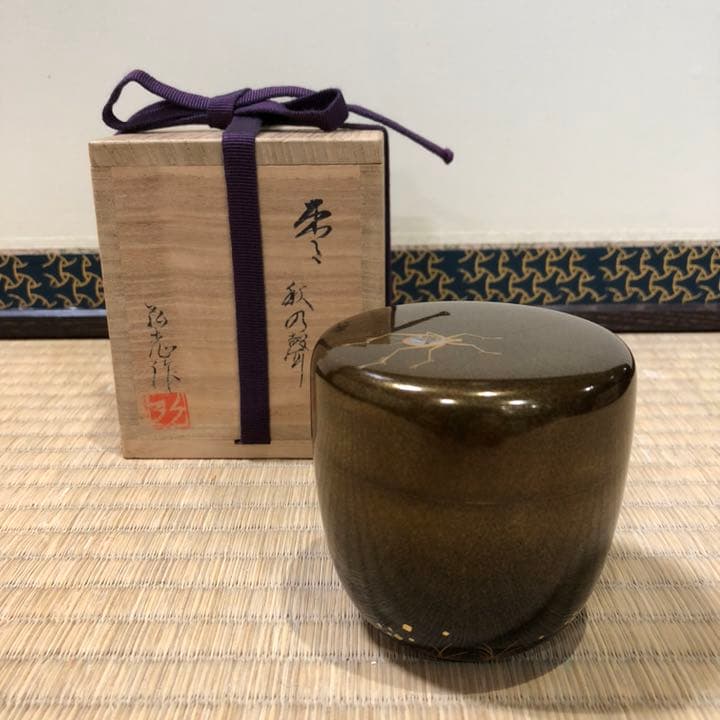 【茶道具】棗　螺鈿蒔絵　秋の聲　弘志作　鈴虫　R-0311　お3