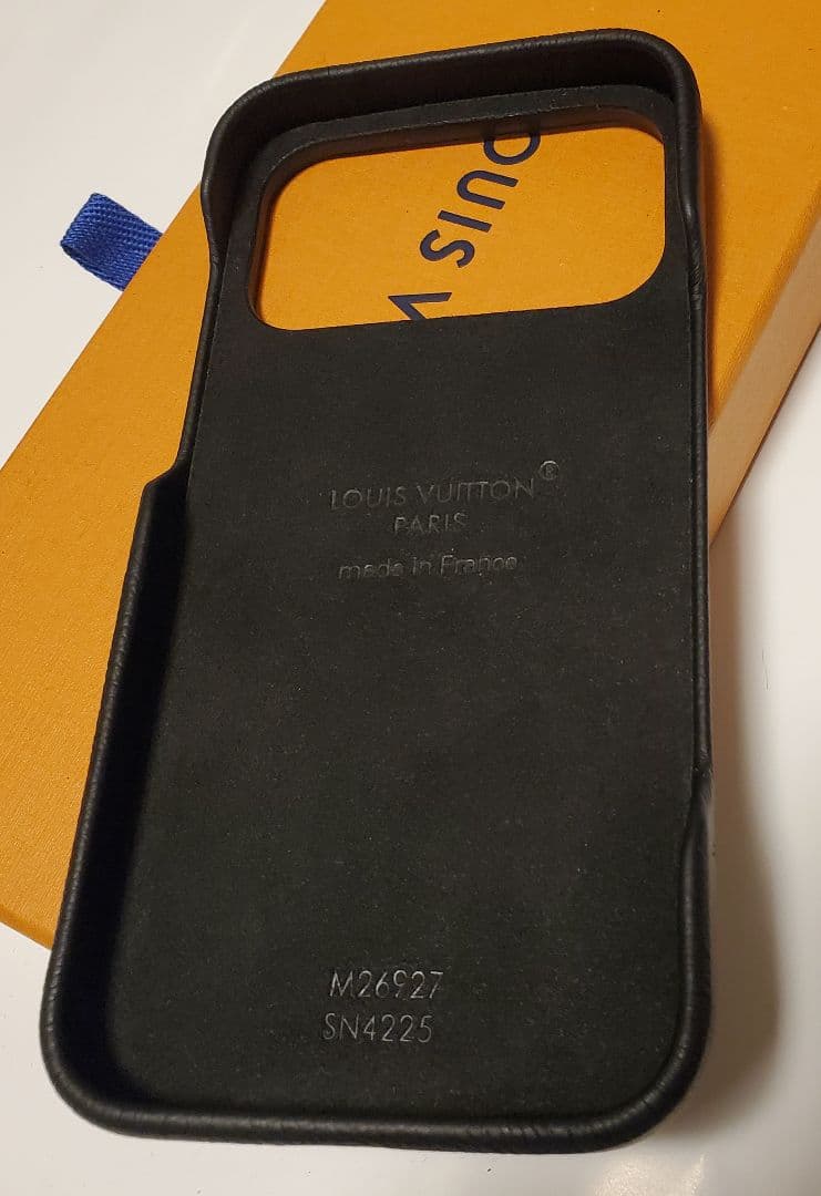 ルイ・ヴィトン iPhone 17 PRO MAX　バンパー