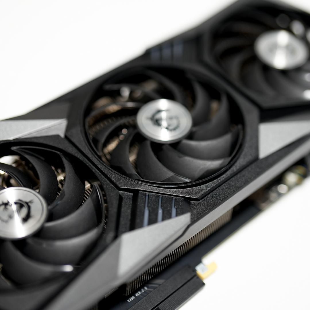 グラフィックボード・グラボ・ビデオカード MSI GeForce RTX 3070 GAMING X TRIO 8GB