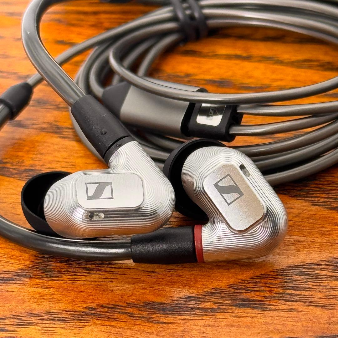 Sennheiser IE900 本体／専用ケース付き／高音質IEM