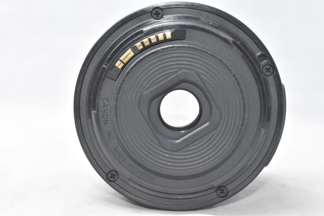 美品 Canon キヤノン EOS Kiss X10 レンズキット