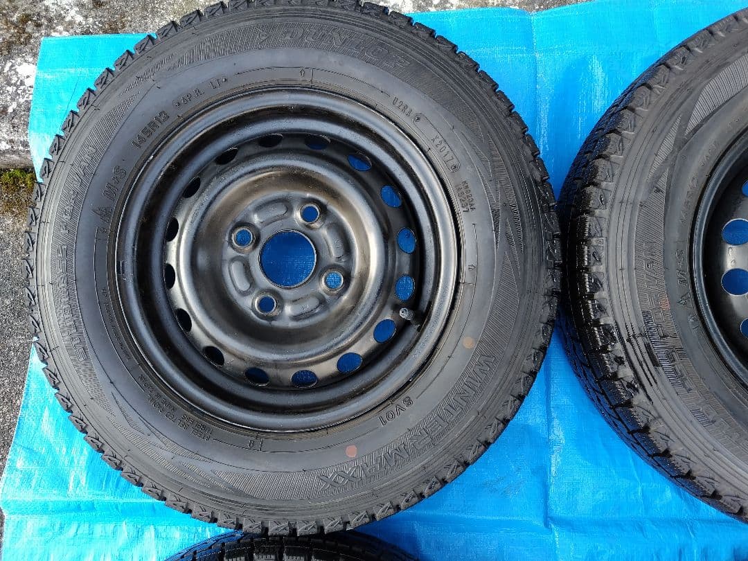 145R12・LT【2/2】軽トラ用スタッドレス・鉄ホイール付、２本分割