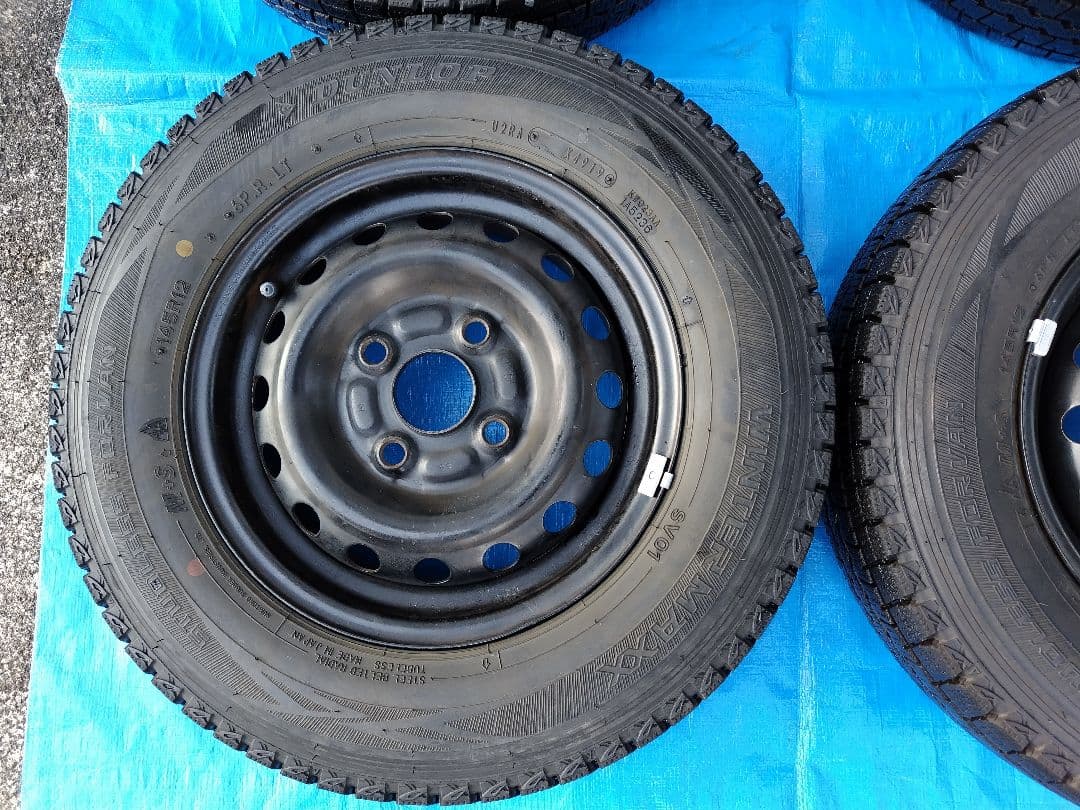 145R12・LT【2/2】軽トラ用スタッドレス・鉄ホイール付、２本分割