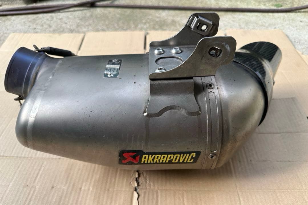 アクラポビッチ レーシングライン チタン MT-09 TRACER900/GT他