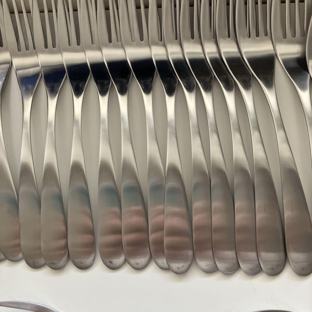 燕190 ナイフ スプーン大小 フォーク大小 レスト 各30 マドラー 10