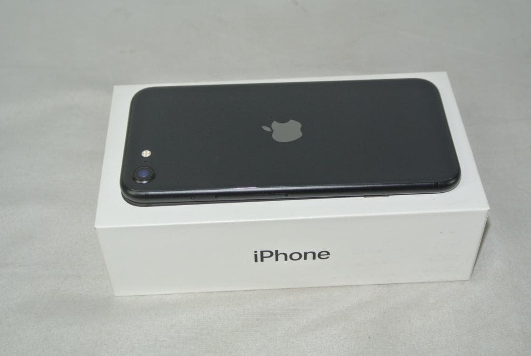 Apple iPhone SE 第2世代 256GB MXVT2J/A